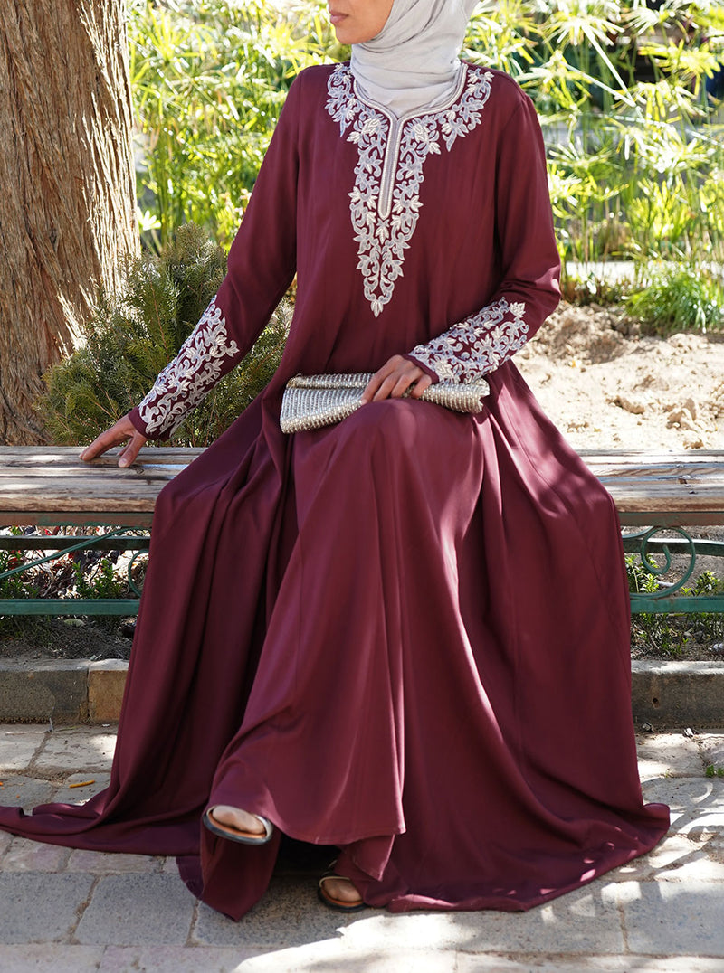 Zanubiyya Abaya Gown