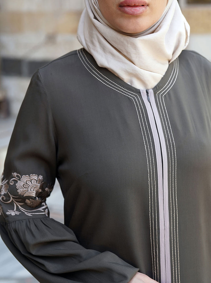 Farisaa Embroidered Abaya Gown
