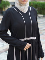Contrast Multi-Gore Abaya