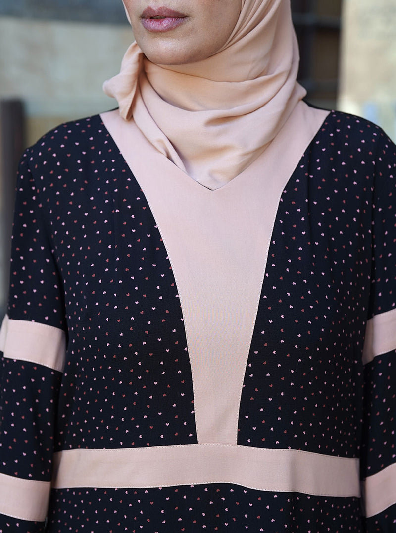 Small Heart Prints Abaya