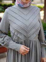 Chevron Pleated and Gathered Abaya