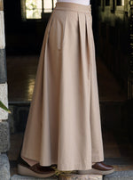 Front and Back Pleated Skirt