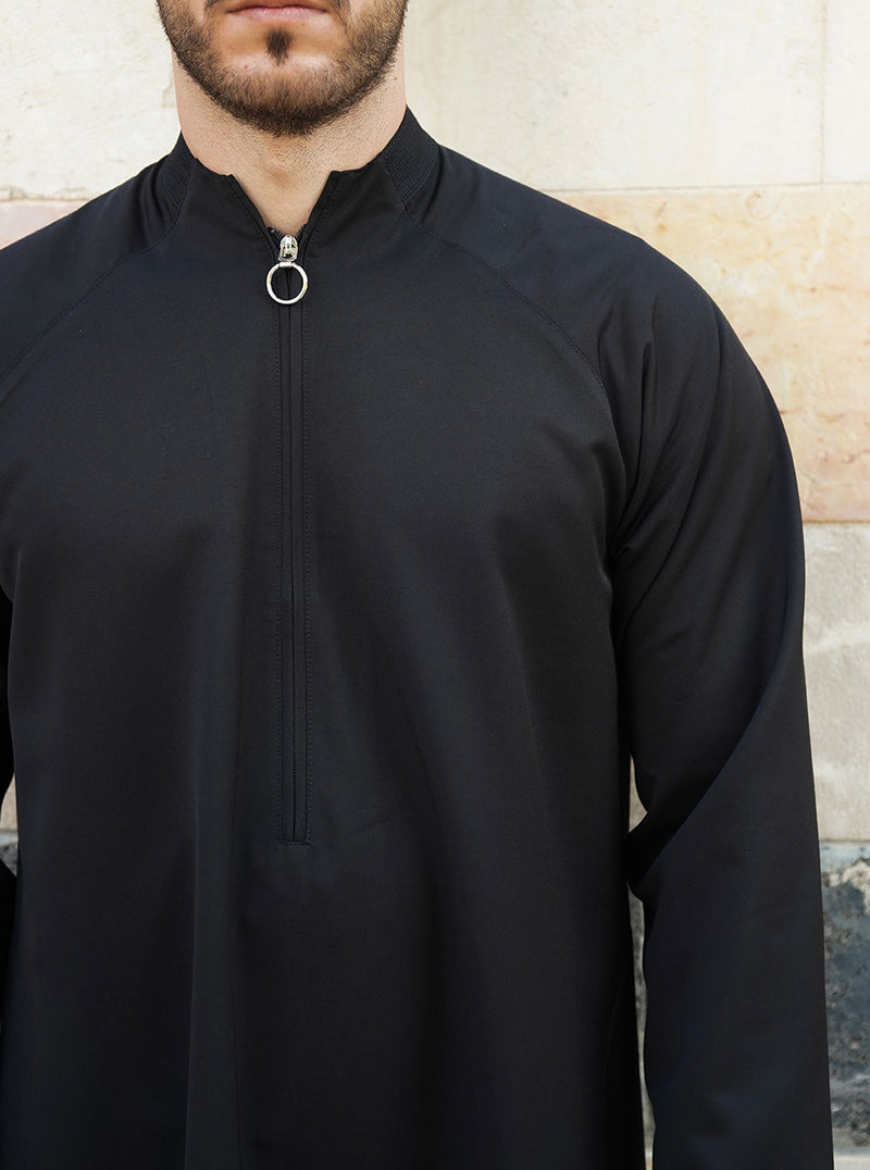 Zipped Thobe with Raised Collar