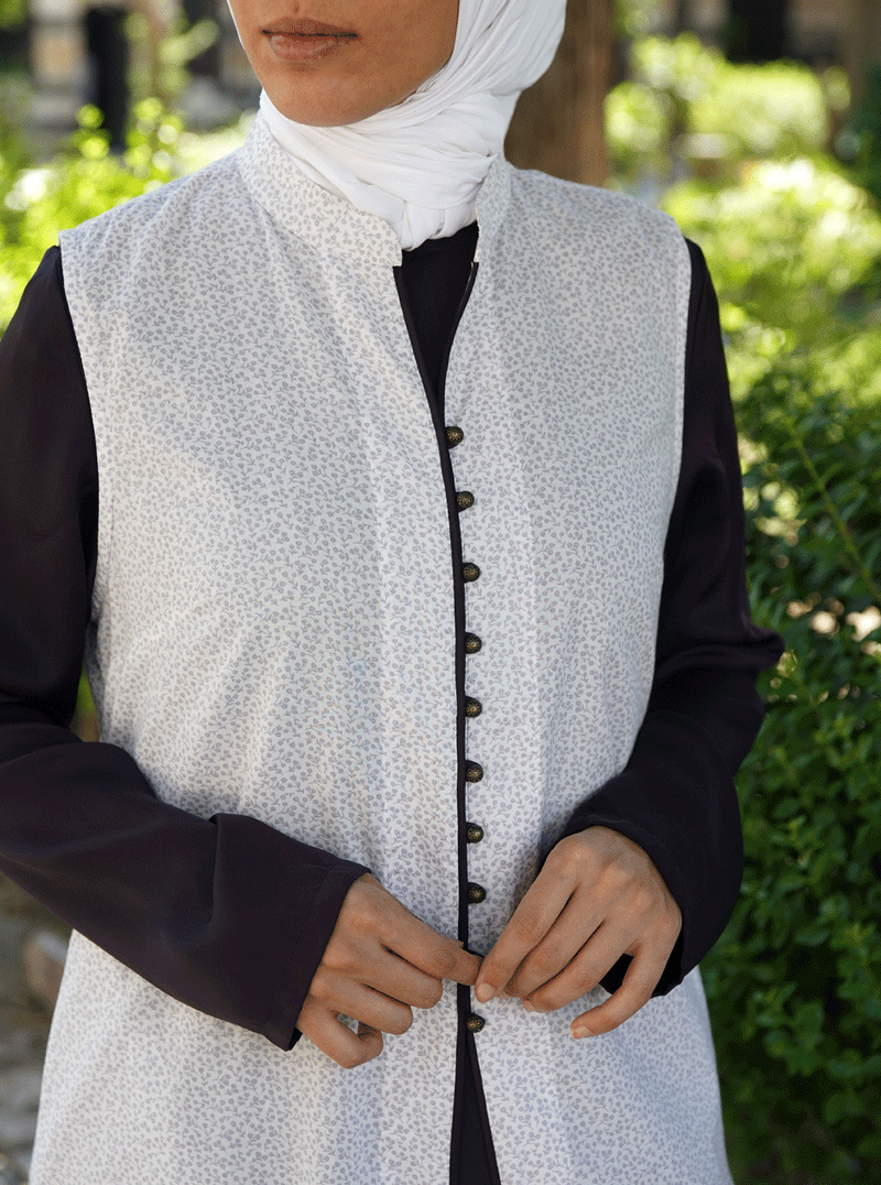 Printed Jacket and Abaya